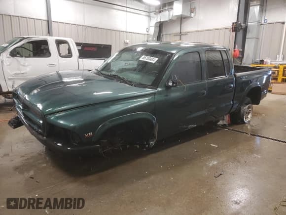 ✅ 2000 Dodge Dakota Sport • VIN: 1B7GG2AN1YS769770 • Lot: 86700484. Wystawiony na Copart z przebiegiem Nie podano. Bezpłatny archiwum sprzedaży aukcyjnych z USA i szczegółowy raport historii pojazdu na DreamBid. Zdjęcie 1.