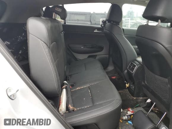 ✅ 2019 Kia Sportage EX • VIN: KNDPNCAC8K7512321 • Lot: 68771375. Wystawiony na Copart z przebiegiem 5 107 mil. Bezpłatny archiwum sprzedaży aukcyjnych z USA i szczegółowy raport historii pojazdu na DreamBid. Zdjęcie 11.