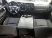 ✅ 2010 Chevrolet Silverado 1500 LT • VIN: 3GCRKSE38AG176016 • Lot: 82340915. Wystawiony na Copart z przebiegiem 201 004 mil. Bezpłatny archiwum sprzedaży aukcyjnych z USA i szczegółowy raport historii pojazdu na DreamBid. Zdjęcie 8.