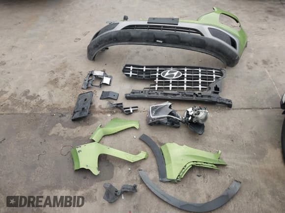 ✅ 2021 Hyundai Venue Denim • VIN: KMHRC8A3XMU082402 • Lot: 41753548. Listed on IAAI with 64,383 mi. Free auction sales archive from the USA and detailed vehicle history report at DreamBid. Image 12.