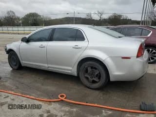 ✅ 2010 Chevrolet Malibu 1LS • VIN: 1G1ZB5EB9AF213643 • Lot: 80154874. Wystawiony na Copart z przebiegiem 161 680 mil. Bezpłatny archiwum sprzedaży aukcyjnych z USA i szczegółowy raport historii pojazdu na DreamBid. Zdjęcie 2.