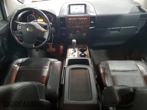 ✅ 2009 Nissan Titan LE • VIN: 1N6BA07C09N306277 • Лот: 84063215. Опубликован ранее на Copart с пробегом 54 315 миль. Бесплатный доступ к архиву аукционных продаж из США и подробный отчёт об истории автомобиля на DreamBid. Изображение 8.