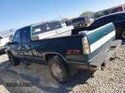 ✅ 1996 Chevrolet Silverado 1500 • VIN: 1GCEK19R8TE248821 • Lot: 82132615. Wystawiony na Copart z przebiegiem 291 896 mil. Bezpłatny archiwum sprzedaży aukcyjnych z USA i szczegółowy raport historii pojazdu na DreamBid. Zdjęcie 2.