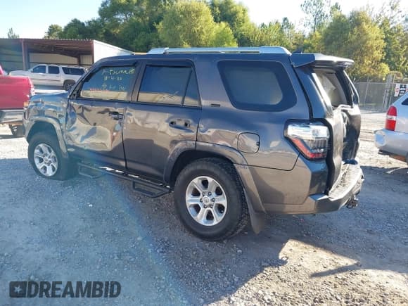 ✅ 2015 Toyota 4Runner SR5 Premium • VIN: JTEZU5JR8F5092617 • Lot: 43422294. Wystawiony na IAAI z przebiegiem 197 270 mil. Bezpłatny archiwum sprzedaży aukcyjnych z USA i szczegółowy raport historii pojazdu na DreamBid. Zdjęcie 3.