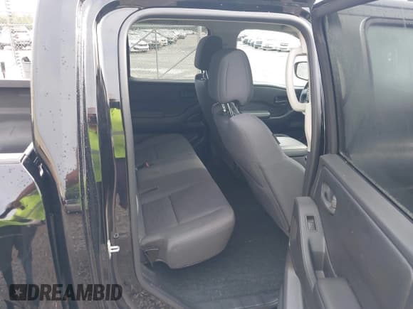 ✅ 2025 Nissan Frontier SL • VIN: 1N6ED1EJ3SN614724 • Lot: 42955646. Listed on IAAI with 7,375 mi. Free auction sales archive from the USA and detailed vehicle history report at DreamBid. Image 8.