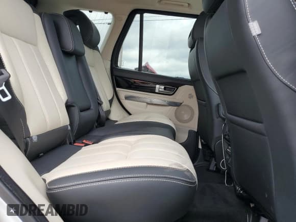 ✅ 2011 Land Rover Range Rover Sport SC • VIN: SALSP2E4XBA286585 • Lot: 61053405. Listed on Copart with 86,419 mi. Free auction sales archive from the USA and detailed vehicle history report at DreamBid. Image 11.