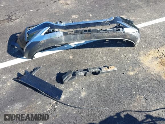 ✅ 2021 Hyundai Santa Fe SEL • VIN: 5NMS24AJ4MH324088 • Lot: 43412103. Wystawiony na IAAI z przebiegiem 112 293 mil. Bezpłatny archiwum sprzedaży aukcyjnych z USA i szczegółowy raport historii pojazdu na DreamBid. Zdjęcie 12.