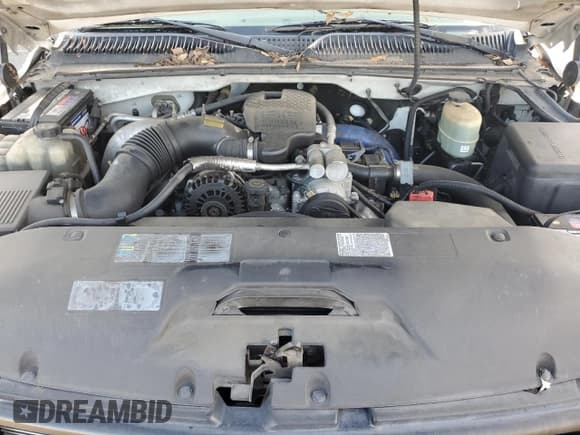 ✅ 2002 Chevrolet Silverado 2500HD LS • VIN: 1GCHK23142F177308 • Lot: 87055285. Listed on Copart with 368,858 mi. Free auction sales archive from the USA and detailed vehicle history report at DreamBid. Image 11.