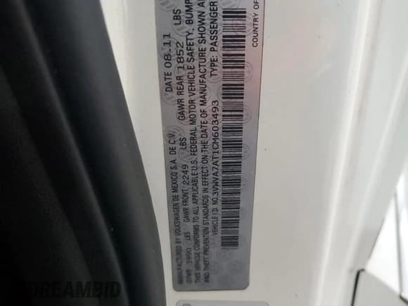 ✅ 2012 Volkswagen Beetle Turbo • VIN: 3VWVA7AT1CM603493 • Lot: 67586885. Listed on Copart with 97,207 mi. Free auction sales archive from the USA and detailed vehicle history report at DreamBid. Image 13.