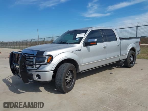 ✅ 2010 Ford F-150 XL • VIN: 1FTFW1EV2AFC54925 • Lot: 43738086. Listed on IAAI with 186,947 mi. Free auction sales archive from the USA and detailed vehicle history report at DreamBid. Image 2.