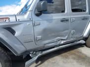 ✅ 2020 Jeep Wrangler Unlimited Sahara • VIN: 1C4HJXEN5LW235234 • Lot: 43328501. Listed on IAAI with 131,404 mi. Free auction sales archive from the USA and detailed vehicle history report at DreamBid. Image 6.