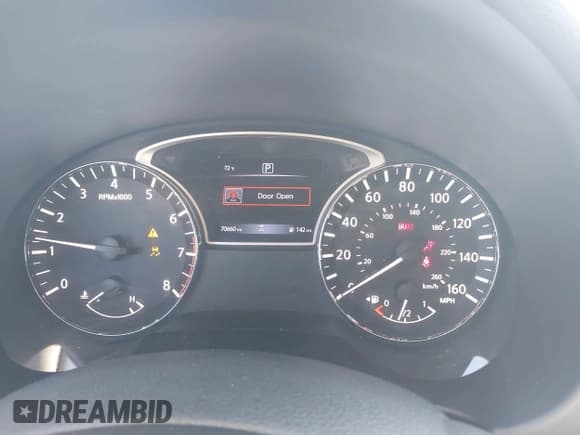 ✅ 2018 Nissan Altima S • VIN: 1N4AL3AP8JC299462 • Lot: 42685485. Listed on IAAI with 70,660 mi. Free auction sales archive from the USA and detailed vehicle history report at DreamBid. Image 7.