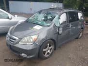 ✅ 2007 Honda Odyssey Touring • VIN: 5FNRL38827B083663 • Lot: 42789242. Wystawiony na IAAI z przebiegiem 213 499 mil. Bezpłatny archiwum sprzedaży aukcyjnych z USA i szczegółowy raport historii pojazdu na DreamBid. Zdjęcie 6.