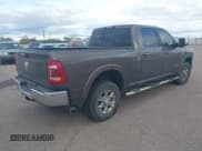 ✅ 2020 Ram 2500 • VIN: 3C6UR4FL0LG221993 • Lot: 43697882. Wystawiony na IAAI z przebiegiem Nie podano. Bezpłatny archiwum sprzedaży aukcyjnych z USA i szczegółowy raport historii pojazdu na DreamBid. Zdjęcie 4.