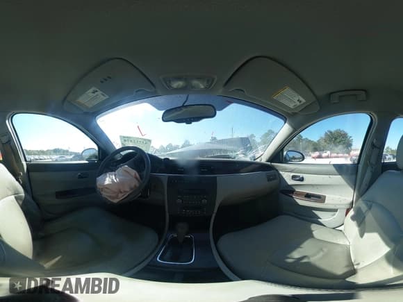 ✅ 2008 Buick LaCrosse CXL • VIN: 2G4WD582781174127 • Lot: 43712474. Wystawiony na IAAI z przebiegiem 82 631 mil. Bezpłatny archiwum sprzedaży aukcyjnych z USA i szczegółowy raport historii pojazdu na DreamBid. Zdjęcie 19.