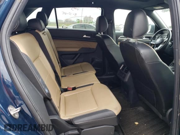 ✅ 2022 Volkswagen Atlas SEL R-Line • VIN: 1V2SE2CAXNC217098 • Лот: 49218465. Опубликован ранее на Copart с пробегом 80 585 миль. Бесплатный доступ к архиву аукционных продаж из США и подробный отчёт об истории автомобиля на DreamBid. Изображение 11.