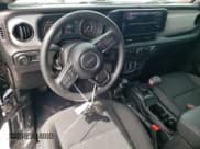 ✅ 2025 Jeep Wrangler Sport • VIN: 1C4PJXAG3SW519141 • Lot: 55511615. Listed on Copart with 5,562 mi. Free auction sales archive from the USA and detailed vehicle history report at DreamBid. Image 8.