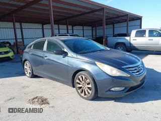 ✅ 2011 Hyundai Sonata Limited • VIN: 5NPEC4ACXBH227733 • Lot: 43610748. Wystawiony na IAAI z przebiegiem 176 931 mil. Bezpłatny archiwum sprzedaży aukcyjnych z USA i szczegółowy raport historii pojazdu na DreamBid. Zdjęcie 1.