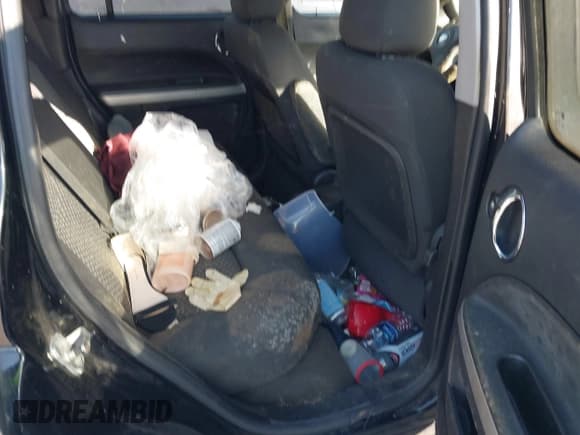 ✅ 2008 Chevrolet HHR LS • VIN: 3GNCA13D38S672810 • Lot: 41147474. Listed on IAAI with Not provided. Free auction sales archive from the USA and detailed vehicle history report at DreamBid. Image 8.