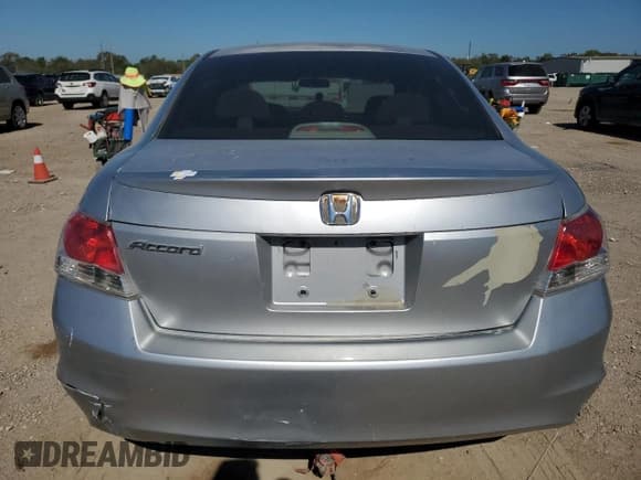 ✅ 2008 Honda Accord LX-P • VIN: JHMCP26478C074278 • Lot: 87258295. Wystawiony na Copart z przebiegiem 201 322 mil. Bezpłatny archiwum sprzedaży aukcyjnych z USA i szczegółowy raport historii pojazdu na DreamBid. Zdjęcie 6.