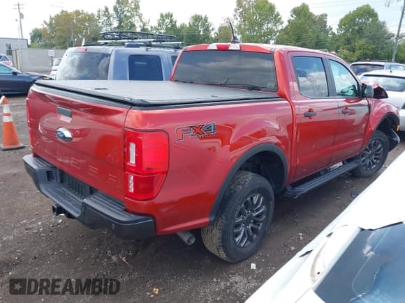 ✅ 2022 Ford Ranger XLT • VIN: 1FTER4FH0NLD07187 • Lot: 43290158. Wystawiony na IAAI z przebiegiem 47 030 mil. Bezpłatny archiwum sprzedaży aukcyjnych z USA i szczegółowy raport historii pojazdu na DreamBid. Zdjęcie 4.