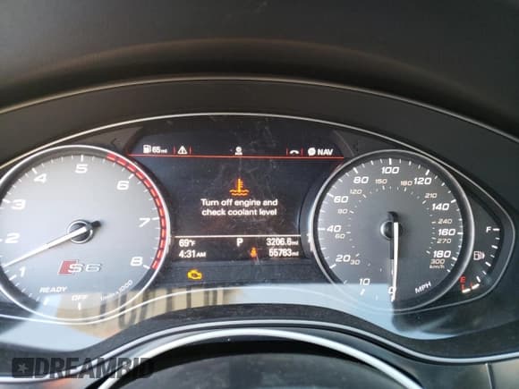 ✅ 2018 Audi S6 Premium Plus • VIN: WAUFFAFC4JN000827 • Лот: 75673354. Опубликован ранее на Copart с пробегом 55 783 миль. Бесплатный доступ к архиву аукционных продаж из США и подробный отчёт об истории автомобиля на DreamBid. Изображение 9.