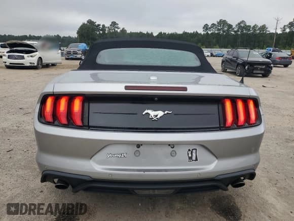 ✅ 2020 Ford Mustang EcoBoost • VIN: 1FATP8UH9L5157434 • Lot: 72012535. Listed on Copart with 66,629 mi. Free auction sales archive from the USA and detailed vehicle history report at DreamBid. Image 6.