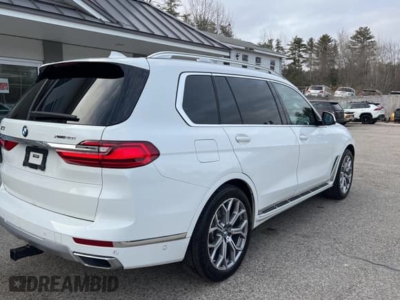 ✅ 2020 BMW X7 xDrive40i • VIN: 5UXCW2C05L9B60363 • Лот: 49335575. Опубликован ранее на Copart с пробегом 89 892 миль. Бесплатный доступ к архиву аукционных продаж из США и подробный отчёт об истории автомобиля на DreamBid. Изображение 4.