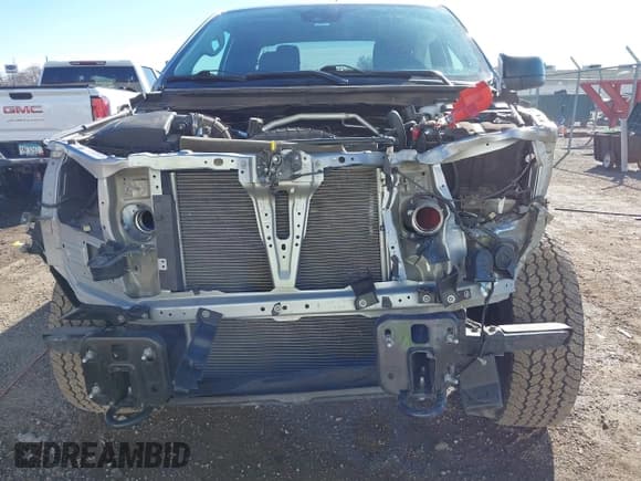 ✅ 2021 Ford Ranger XL • VIN: 1FTER1FH1MLD31396 • Lot: 41291178. Wystawiony na IAAI z przebiegiem 24 450 mil. Bezpłatny archiwum sprzedaży aukcyjnych z USA i szczegółowy raport historii pojazdu na DreamBid. Zdjęcie 6.