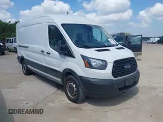 ✅ 2019 Ford Transit • VIN: 1FTBW2CM2KKB73009 • Lot: 42739561. Wystawiony na IAAI z przebiegiem 144 807 mil. Bezpłatny archiwum sprzedaży aukcyjnych z USA i szczegółowy raport historii pojazdu na DreamBid. Zdjęcie 1.