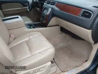 2007 Chevrolet Tahoe LT с VIN 1GNEK13087R112057, выставлен на аукционе IAAI как лот 43429338 с пробегом 202 291 миль миль и . История ставок и продаж доступна на DreamBid. Изображение 5.