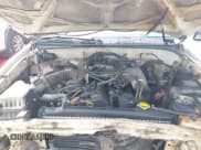 ✅ 1995 Toyota Tacoma • VIN: 4TAUN53B2SZ019575 • Lot: 42100951. Wystawiony na IAAI z przebiegiem 270 058 mil. Bezpłatny archiwum sprzedaży aukcyjnych z USA i szczegółowy raport historii pojazdu na DreamBid. Zdjęcie 10.