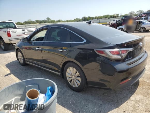 ✅ 2017 Hyundai Sonata SE • VIN: KMHE24L14HA055421 • Лот: 80409205. Опубликован ранее на Copart с пробегом 122 240 миль. Бесплатный доступ к архиву аукционных продаж из США и подробный отчёт об истории автомобиля на DreamBid. Изображение 2.
