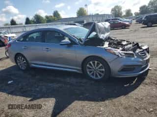 2016 Hyundai Sonata Sport z VIN 5NPE34AF4GH429940, wystawiony jako Copart lot #80826605 z przebiegiem Nie podano mil oraz Szkoda całkowita • Salvage title. Historia ofert i sprzedaży dostępna na DreamBid. Obrazek 4.