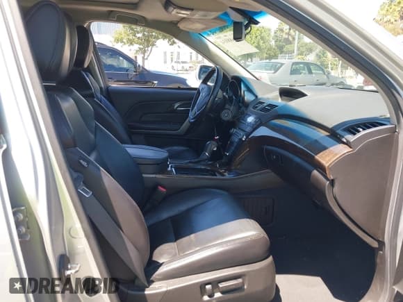 ✅ 2010 Acura MDX • VIN: 2HNYD2H28AH513500 • Lot: 42688934. Wystawiony na IAAI z przebiegiem 163 998 mil. Bezpłatny archiwum sprzedaży aukcyjnych z USA i szczegółowy raport historii pojazdu na DreamBid. Zdjęcie 5.