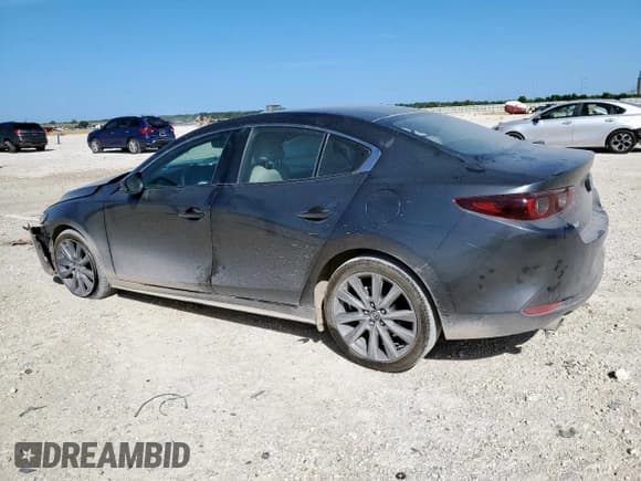 ✅ 2025 Mazda 3 S Preferred • VIN: 3MZBPACM1SM450195 • Lot: 67138405. Wystawiony na Copart z przebiegiem 10 368 mil. Bezpłatny archiwum sprzedaży aukcyjnych z USA i szczegółowy raport historii pojazdu na DreamBid. Zdjęcie 2.