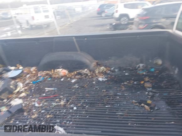 ✅ 2005 Chevrolet Silverado 2500HD Work Truck • VIN: 1GCHK24U05E120428 • Лот: 41447936. Опубликован ранее на IAAI с пробегом Не указан. Бесплатный доступ к архиву аукционных продаж из США и подробный отчёт об истории автомобиля на DreamBid. Изображение 8.