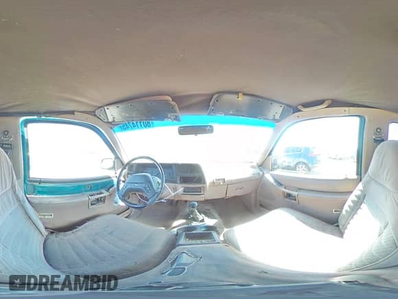 1994 Ford Explorer Eddie Bauer z VIN 1FMCU22X6RUB20958, wystawiony jako Copart lot #80114745 z przebiegiem 3 428 mil mil oraz Szkoda całkowita • Salvage title. Historia ofert i sprzedaży dostępna na DreamBid. Obrazek 14.