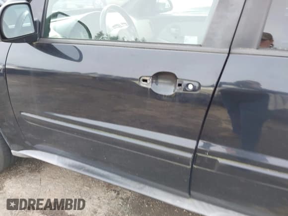 ✅ 2005 Chevrolet Equinox LS • VIN: 2CNDL13F456184822 • Лот: 41773966. Опубликован ранее на IAAI с пробегом 175 920 миль. Бесплатный доступ к архиву аукционных продаж из США и подробный отчёт об истории автомобиля на DreamBid. Изображение 6.