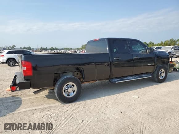 ✅ 2007 Chevrolet Silverado 2500HD 1LT • VIN: 1GCHC23K97F505383 • Лот: 66932124. Опубликован ранее на Copart с пробегом 364 969 миль. Бесплатный доступ к архиву аукционных продаж из США и подробный отчёт об истории автомобиля на DreamBid. Изображение 3.
