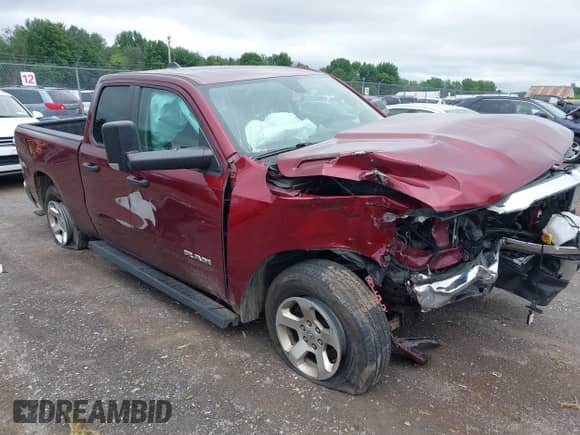 2019 Ram 1500 Tradesman z VIN 1C6SRFCT7KN597796, wystawiony jako IAAI lot #42681955 z przebiegiem 86 524 mil mil oraz . Historia ofert i sprzedaży dostępna na DreamBid. Obrazek 6.