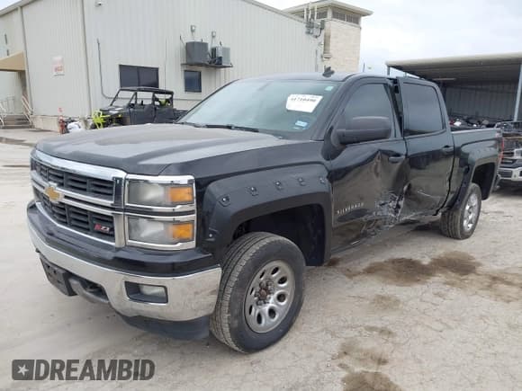 ✅ 2014 Chevrolet Silverado 1500 LT • VIN: 3GCUKREC5EG493728 • Lot: 41710490. Wystawiony na IAAI z przebiegiem 243 509 mil. Bezpłatny archiwum sprzedaży aukcyjnych z USA i szczegółowy raport historii pojazdu na DreamBid. Zdjęcie 17.