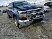 ✅ 2018 Chevrolet Silverado 1500 LT • VIN: 2GCVKREC8J1110744 • Lot: 90481935. Wystawiony na Copart z przebiegiem 97 776 mil. Bezpłatny archiwum sprzedaży aukcyjnych z USA i szczegółowy raport historii pojazdu na DreamBid. Zdjęcie 13.