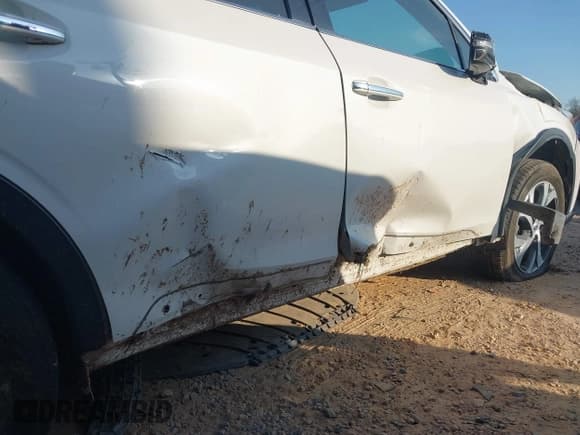 ✅ 2020 Subaru Outback Touring XT • VIN: 4S4BTGPD1L3247706 • Lot: 43710662. Listed on IAAI with 69,816 mi. Free auction sales archive from the USA and detailed vehicle history report at DreamBid. Image 18.