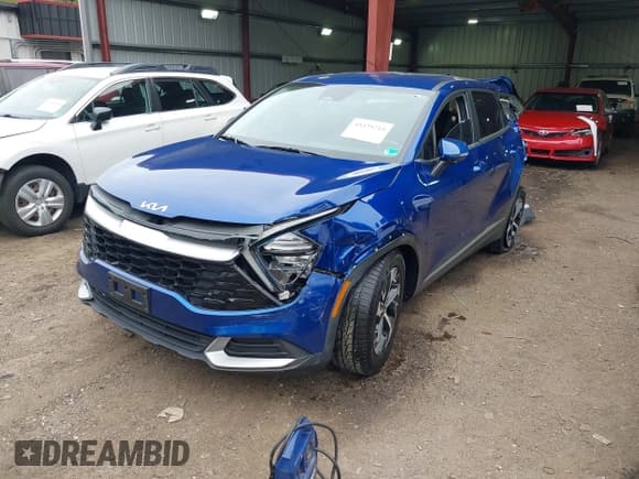 ✅ 2023 Kia Sportage EX • VIN: 5XYK33AF9PG116998 • Lot: 43329215. Wystawiony na IAAI z przebiegiem 58 494 mil. Bezpłatny archiwum sprzedaży aukcyjnych z USA i szczegółowy raport historii pojazdu na DreamBid. Zdjęcie 2.