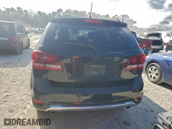 ✅ 2018 Dodge Journey Crossroad • VIN: 3C4PDCGG4JT219376 • Lot: 95458785. Listed on Copart with 193,160 mi. Free auction sales archive from the USA and detailed vehicle history report at DreamBid. Image 6.