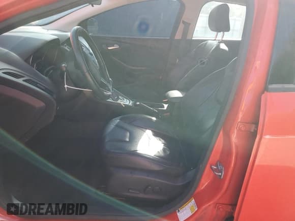 ✅ 2016 Ford Focus SE • VIN: 1FADP3F24GL345974 • Lot: 81504755. Listed on Copart with 117,541 mi. Free auction sales archive from the USA and detailed vehicle history report at DreamBid. Image 7.