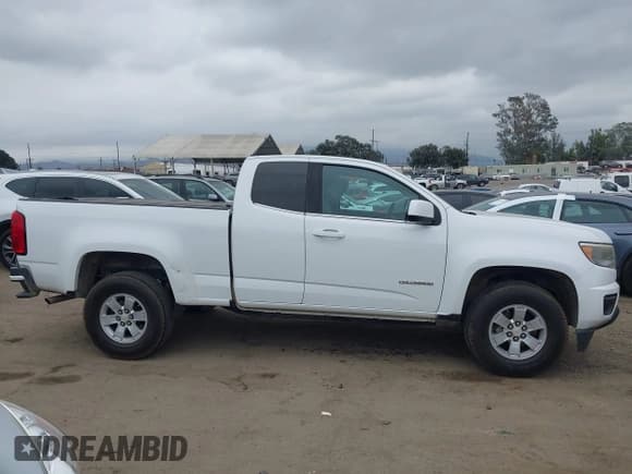 ✅ 2019 Chevrolet Colorado 2WD Work Truck • VIN: 1GCHSBEAXK1175704 • Lot: 43322181. Wystawiony na IAAI z przebiegiem 223 562 mil. Bezpłatny archiwum sprzedaży aukcyjnych z USA i szczegółowy raport historii pojazdu na DreamBid. Zdjęcie 13.