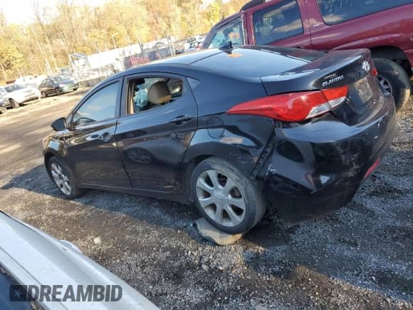 2011 Hyundai Elantra GLS z VIN KMHDH4AE3BU164152, wystawiony jako Copart lot #90817445 z przebiegiem 178 031 mil mil oraz Szkoda całkowita • Salvage title. Historia ofert i sprzedaży dostępna na DreamBid. Obrazek 2.