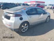 ✅ 2011 Chevrolet Volt • VIN: 1G1RD6E4XBU101528 • Lot: 43650505. Wystawiony na IAAI z przebiegiem Nie podano. Bezpłatny archiwum sprzedaży aukcyjnych z USA i szczegółowy raport historii pojazdu na DreamBid. Zdjęcie 4.